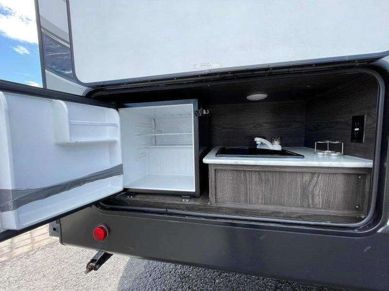 Dutchmen Kodiak 233rbsl 2018 alt