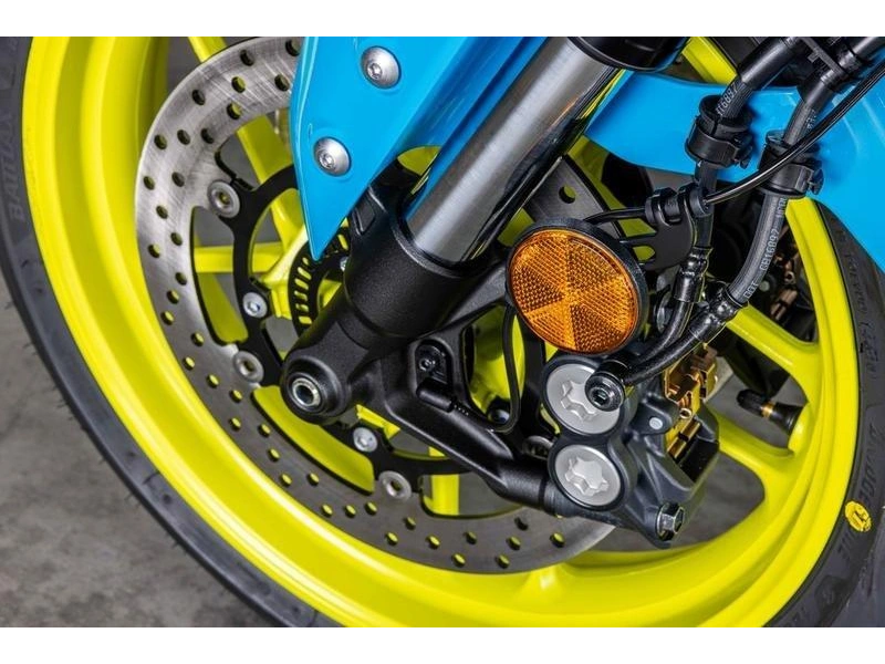 2026 Yamaha R7 alt