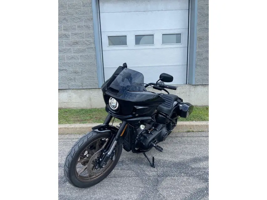 Harley-Davidson DYNA LOW RIDER STFXLRST 2023
