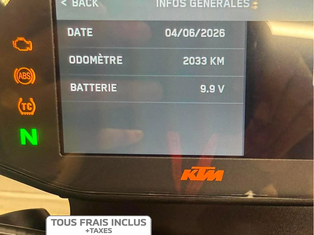 Ktm 890 Duke R 2023 alt