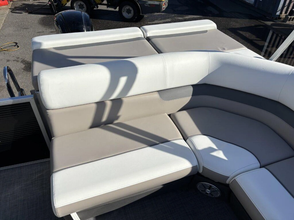2024 Princecraft Vectra 21l Tri-toon W / 115ct Pro Xs alt