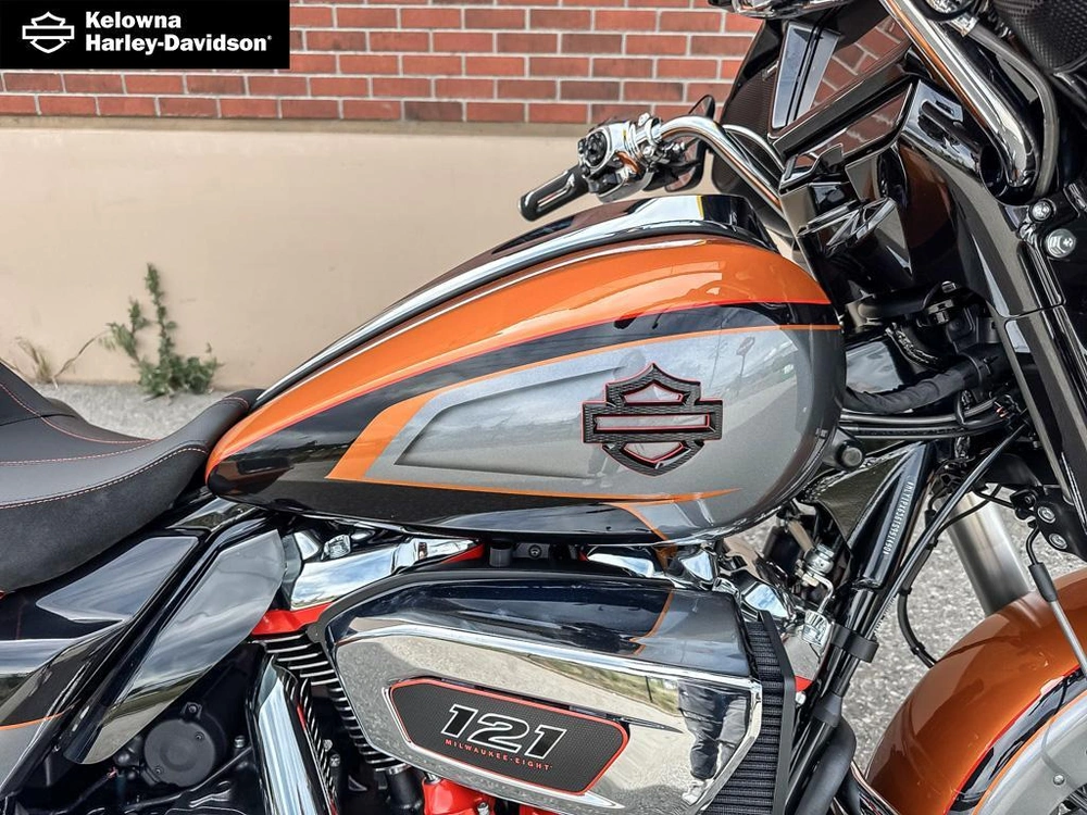 2026 Harley-davidson Flhxse - Cvo™ Street Glide® alt