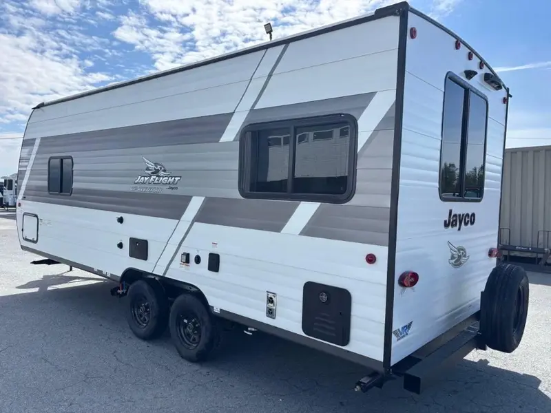 2027 Jayco Jay Flight SLX 210QB thumbnail 6
