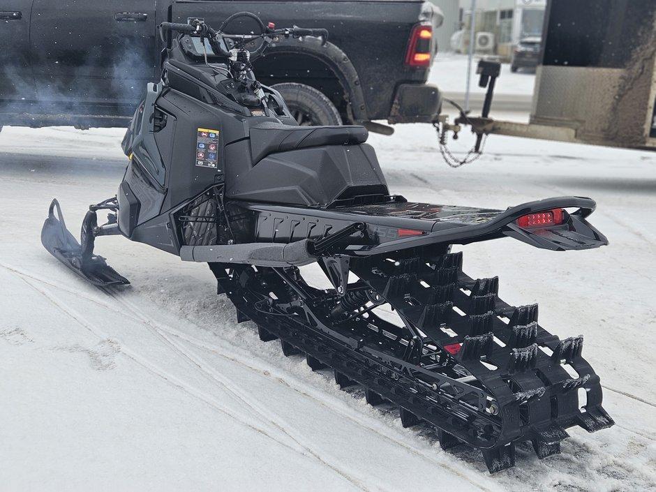 2026 Polaris 850 PRO RMK 155 thumbnail 4
