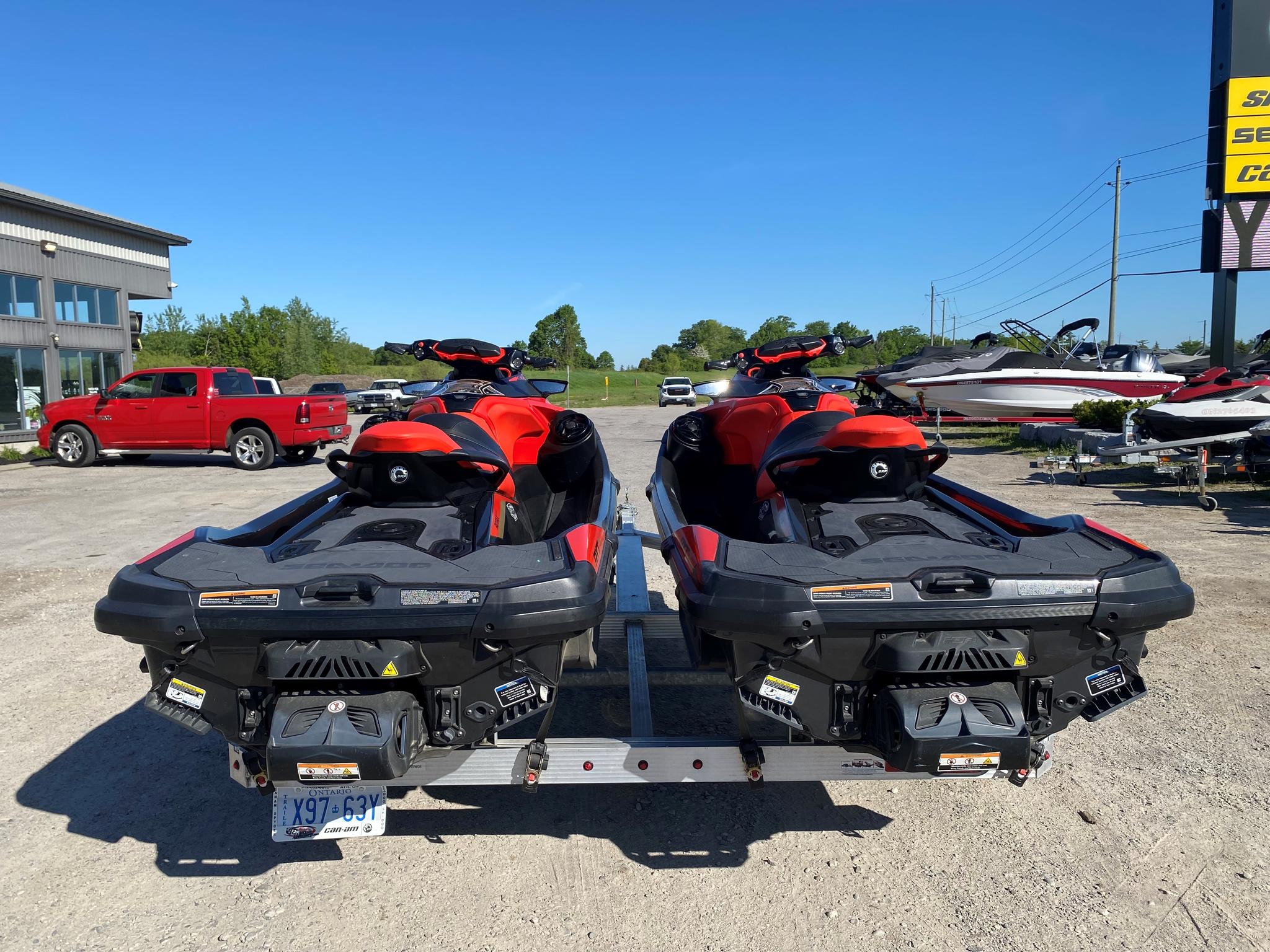 2019 Sea-Doo RXT-X 300 WITH SOUND thumbnail 3