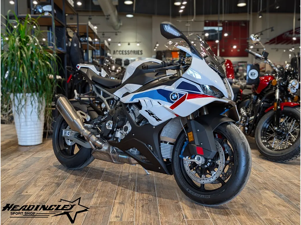 2026 BMW S 1000 RR // Light White/M Motorsport 