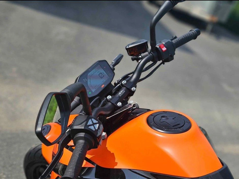 Ktm Duke 890 2022 alt