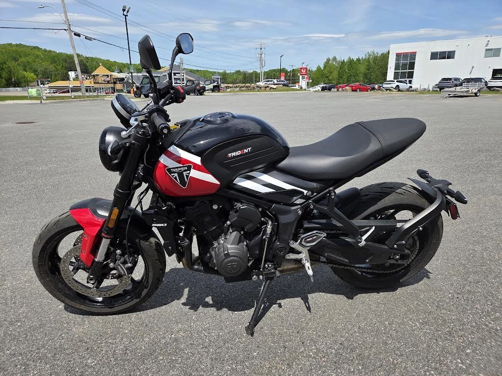 Triumph Trident 660 2025 alt
