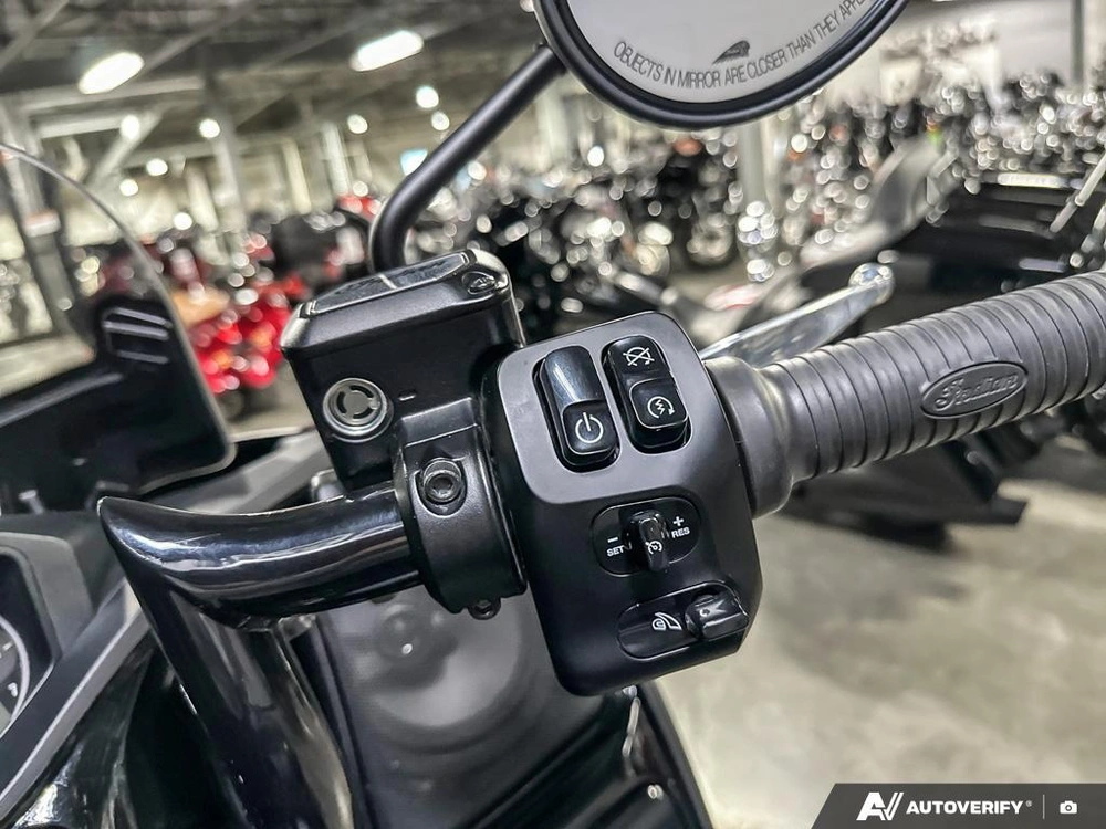 2023 Indian Motorcycle Dark Horse 108 alt