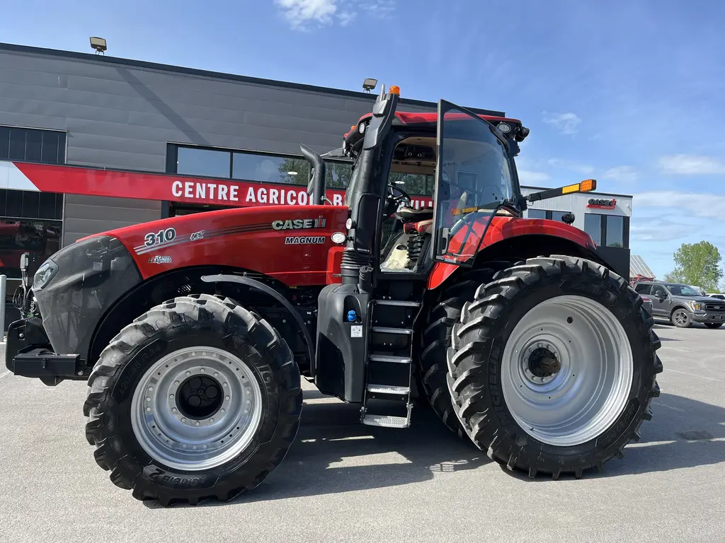 Case IH Magnum 310 CVX AFS Connect 2023