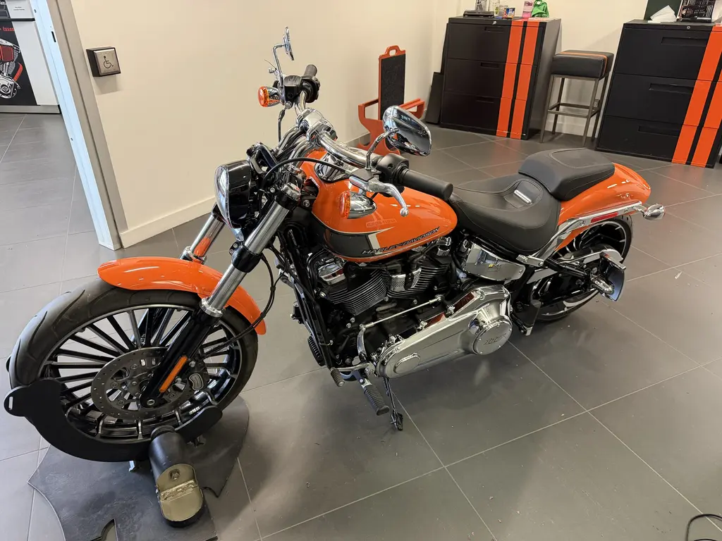 Harley-Davidson Breakout FXBRFXBR 2023