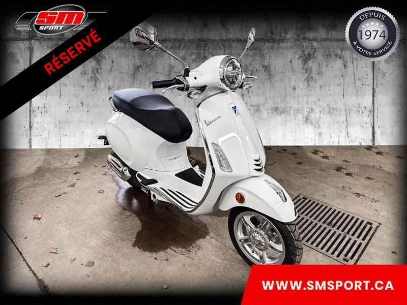 2026 Vespa Primavera 50 alt