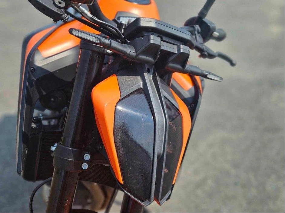 Ktm Duke 890 2022 alt