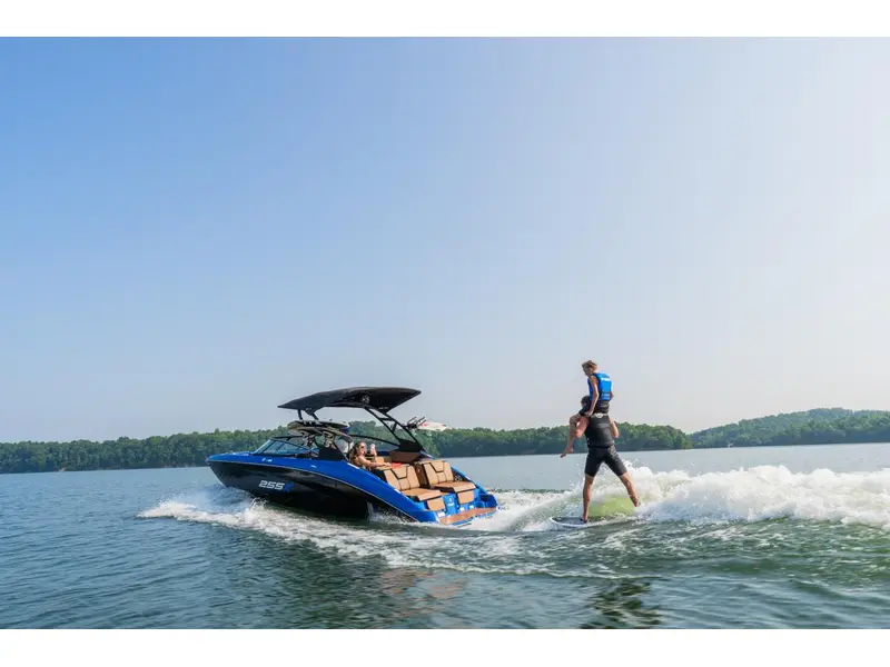 2026 Yamaha 255 XD BLEU