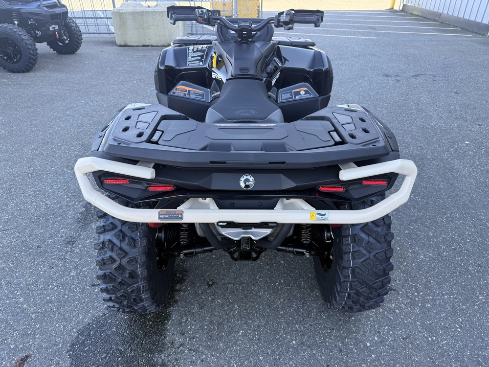 2026 Can-am Outlander Backcountry 1000r alt