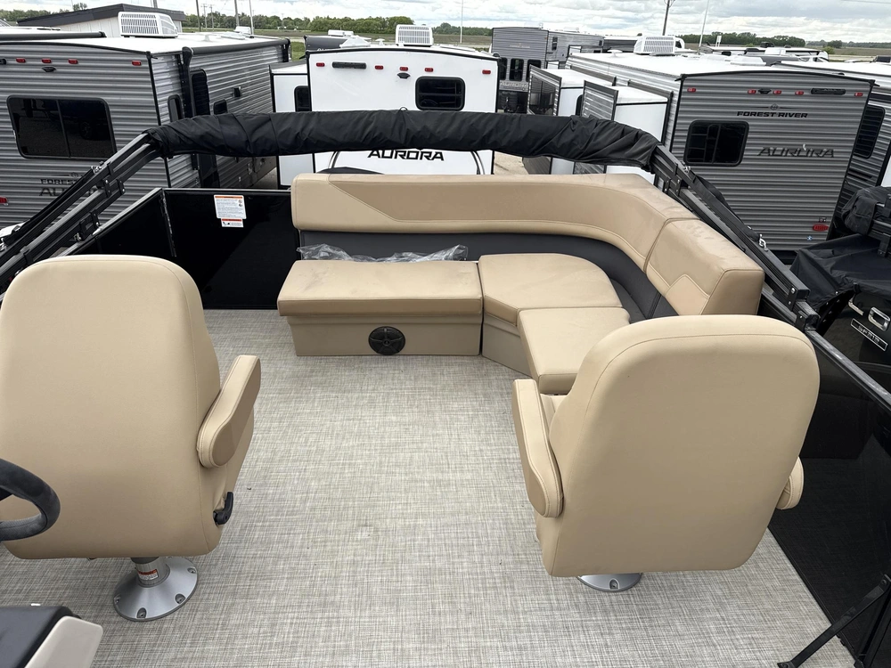 2025 Lowe Boats Ls230 Tritoon Pontoon alt