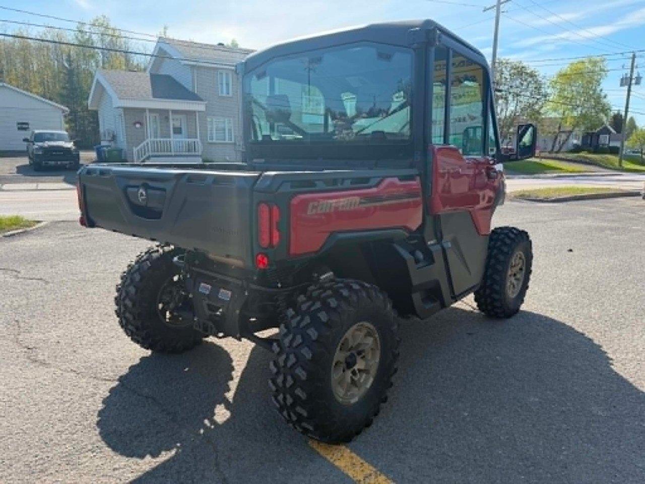 2024 Can-Am DEFENDER LTD CAB USED thumbnail 3