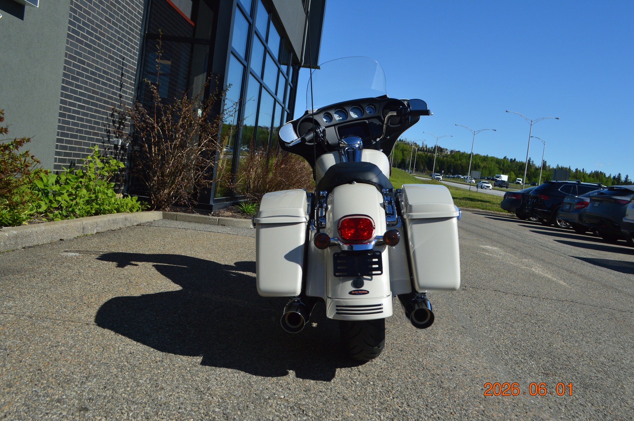 2022 Harley-Davidson FLHX thumbnail 4