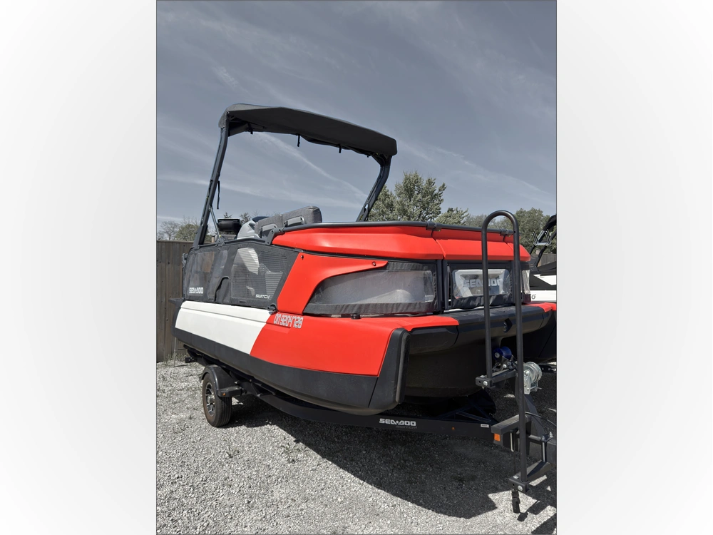 2024 Sea-doo Switch alt
