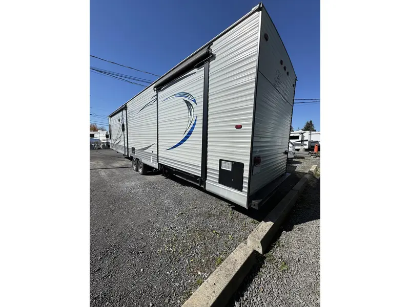 2019 Hy-Line hy-line hy44 thumbnail 4