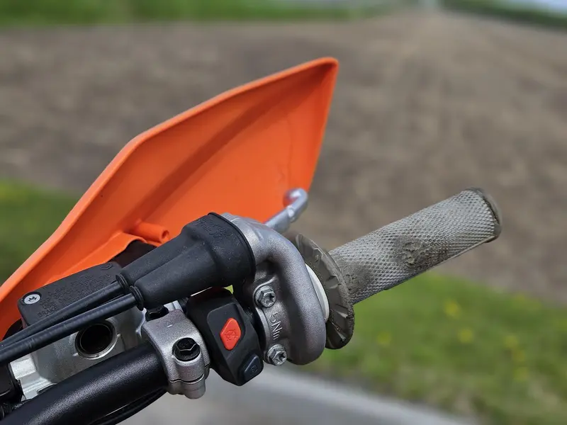 2025 KTM 300 XC-W thumbnail 10
