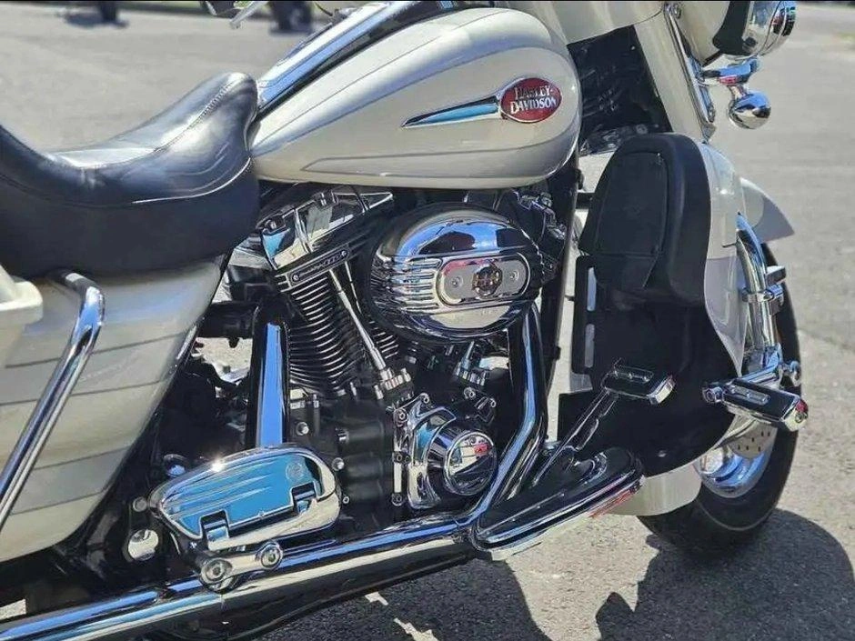 Harley-davidson Flhtc 2008 alt