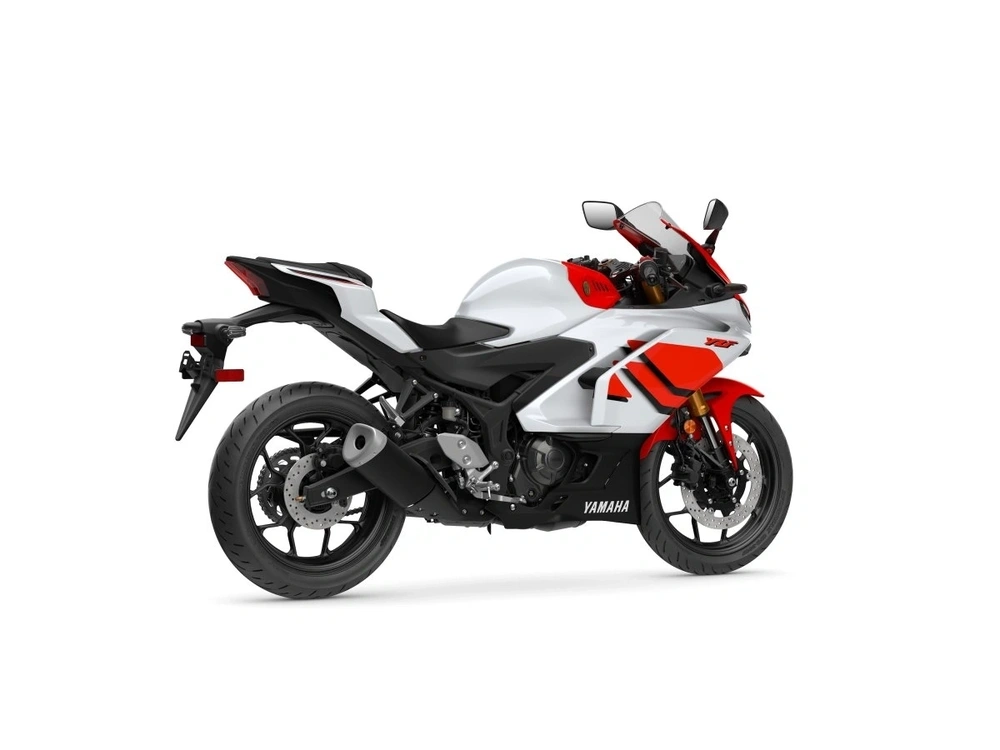 2026 Yamaha Yzf-r3 70th Anniversary Edition alt
