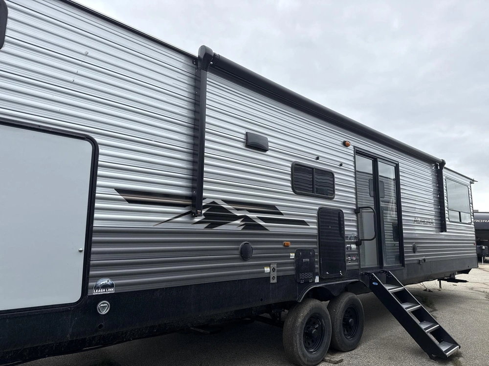 2026 Forest River Aurora 40bhts alt