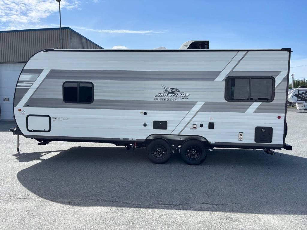 2027 Jayco Jay Flight SLX 210QB