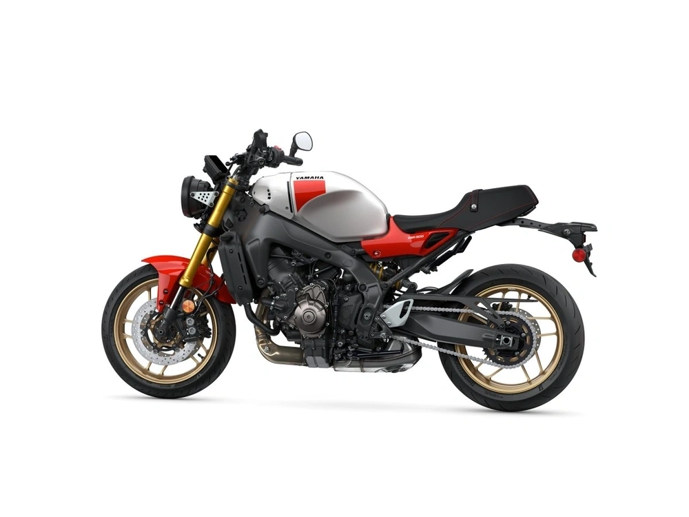 2026 Yamaha Xsr900 alt