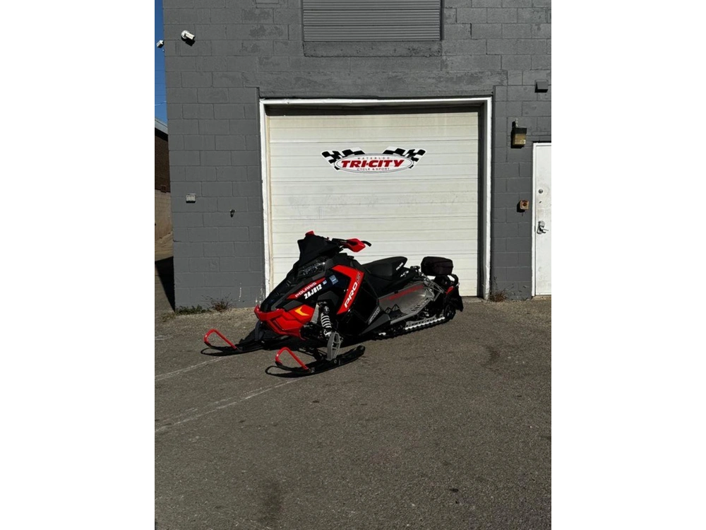 2016 Polaris 800 Switchback® Pro-s™ alt