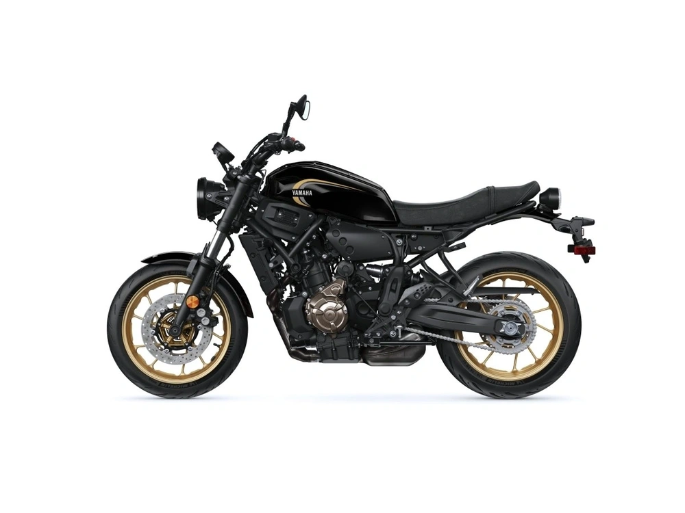2026 Yamaha Xsr700 alt