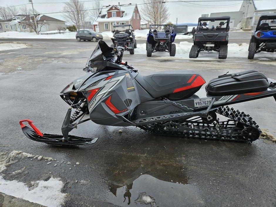 2022 Arctic Cat RIOT thumbnail 7