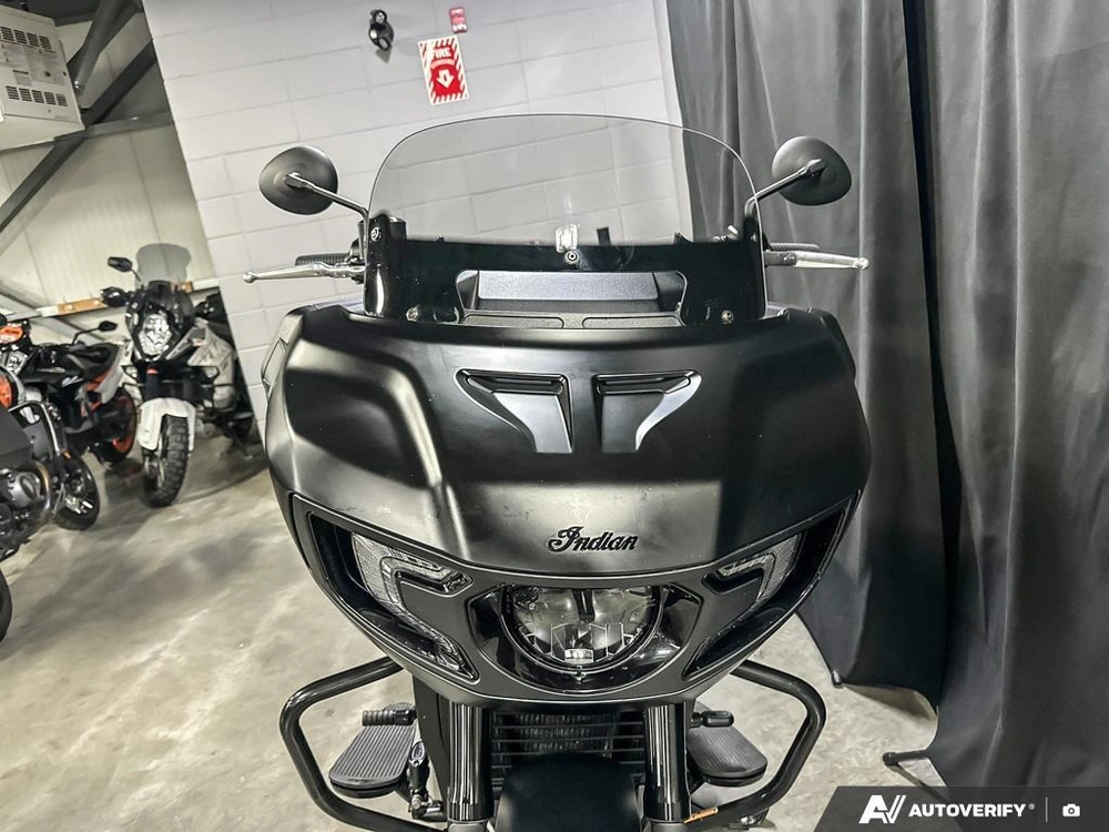 2023 Indian Motorcycle Dark Horse 108 alt