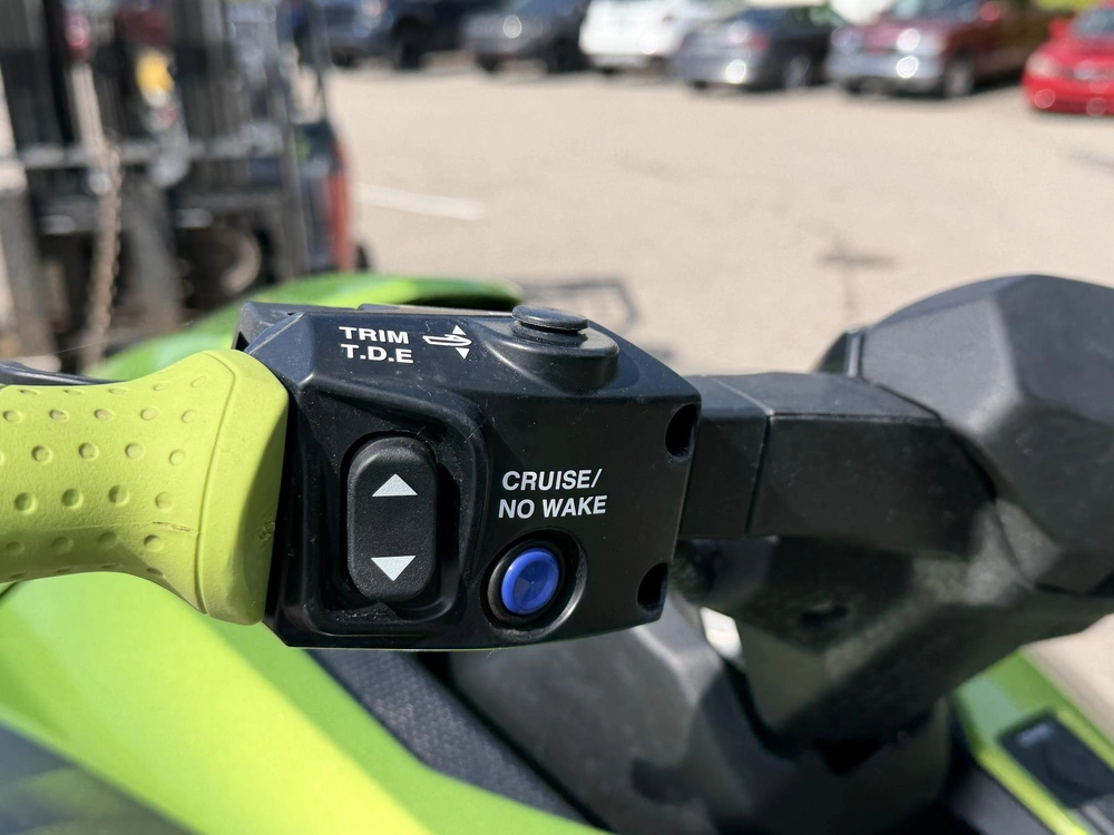 2023 Yamaha Wave Runner Gp1800r Svho alt