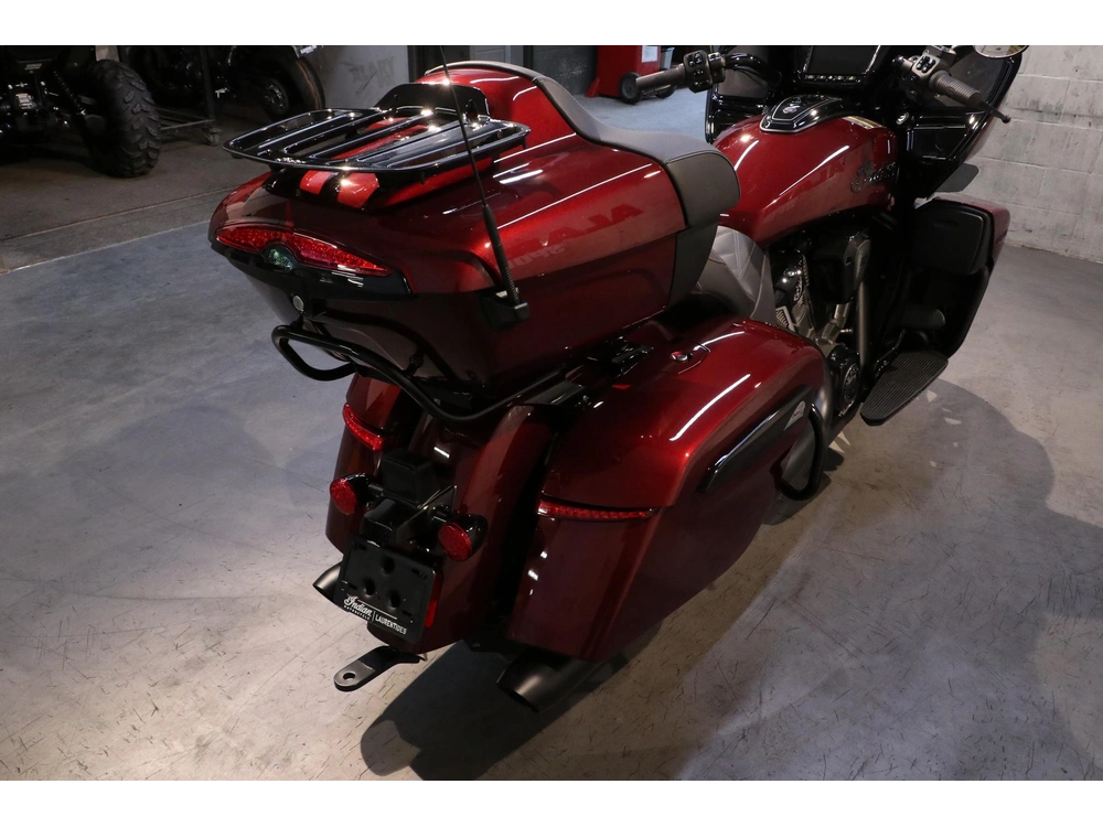 Indian Motorcycle Pursuit Dark Horse + 112 2026 alt