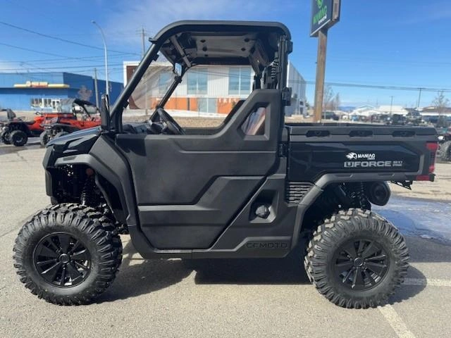 Cfmoto Uforce U10 Pro Rabais De 4,000$ (3 Places) 2025 alt