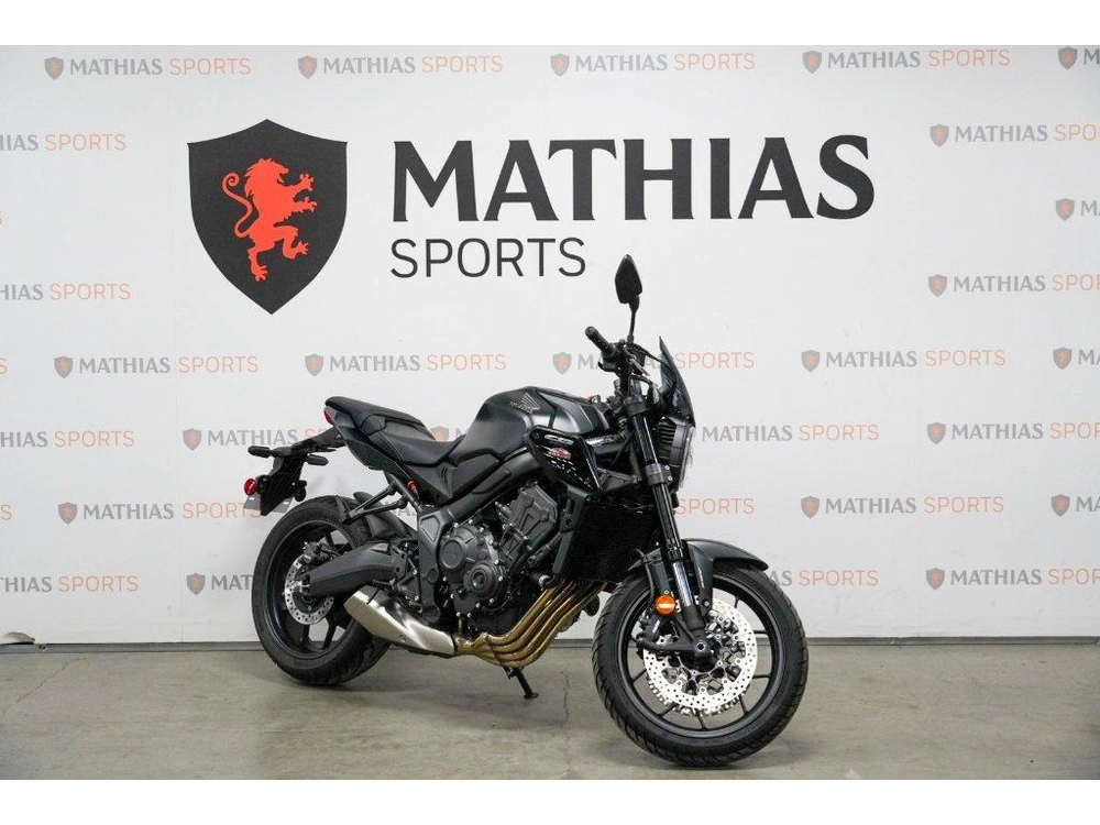 2023 Honda Cb650r alt