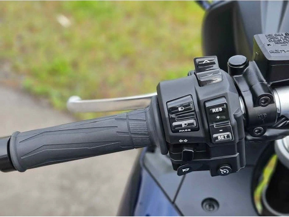 2026 Yamaha Fjr1300es alt