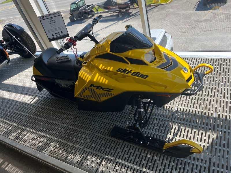 2024 Ski-Doo MXZ 120 thumbnail 2