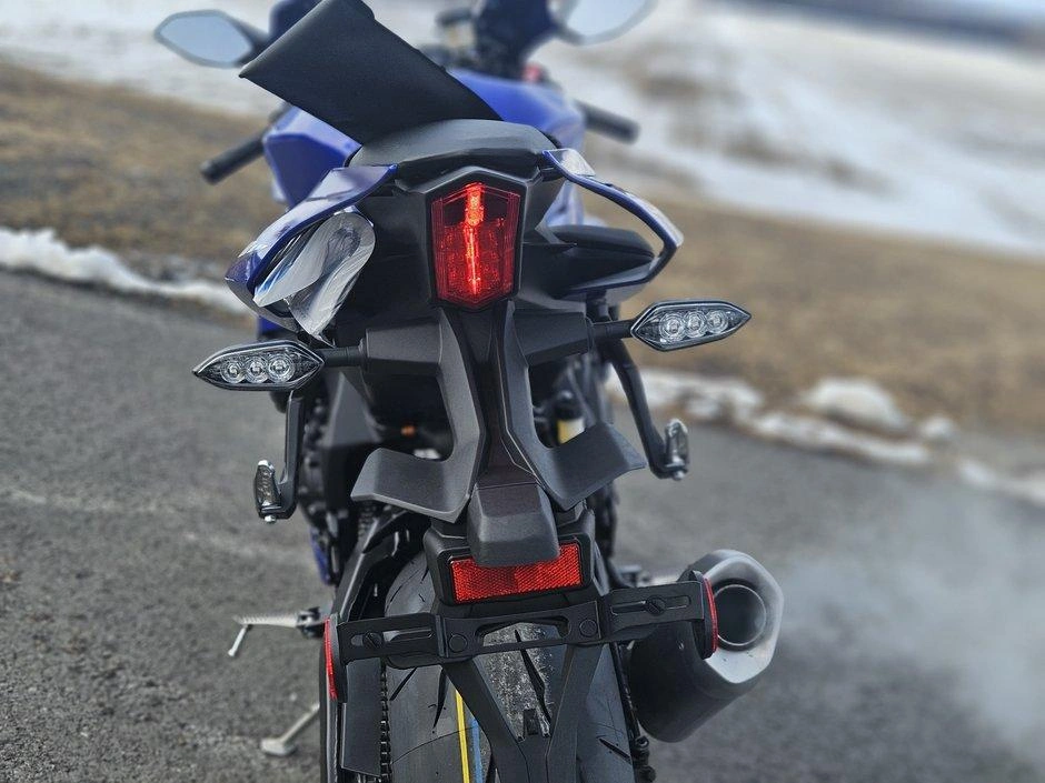 Yamaha Yzf-r1 2026 alt
