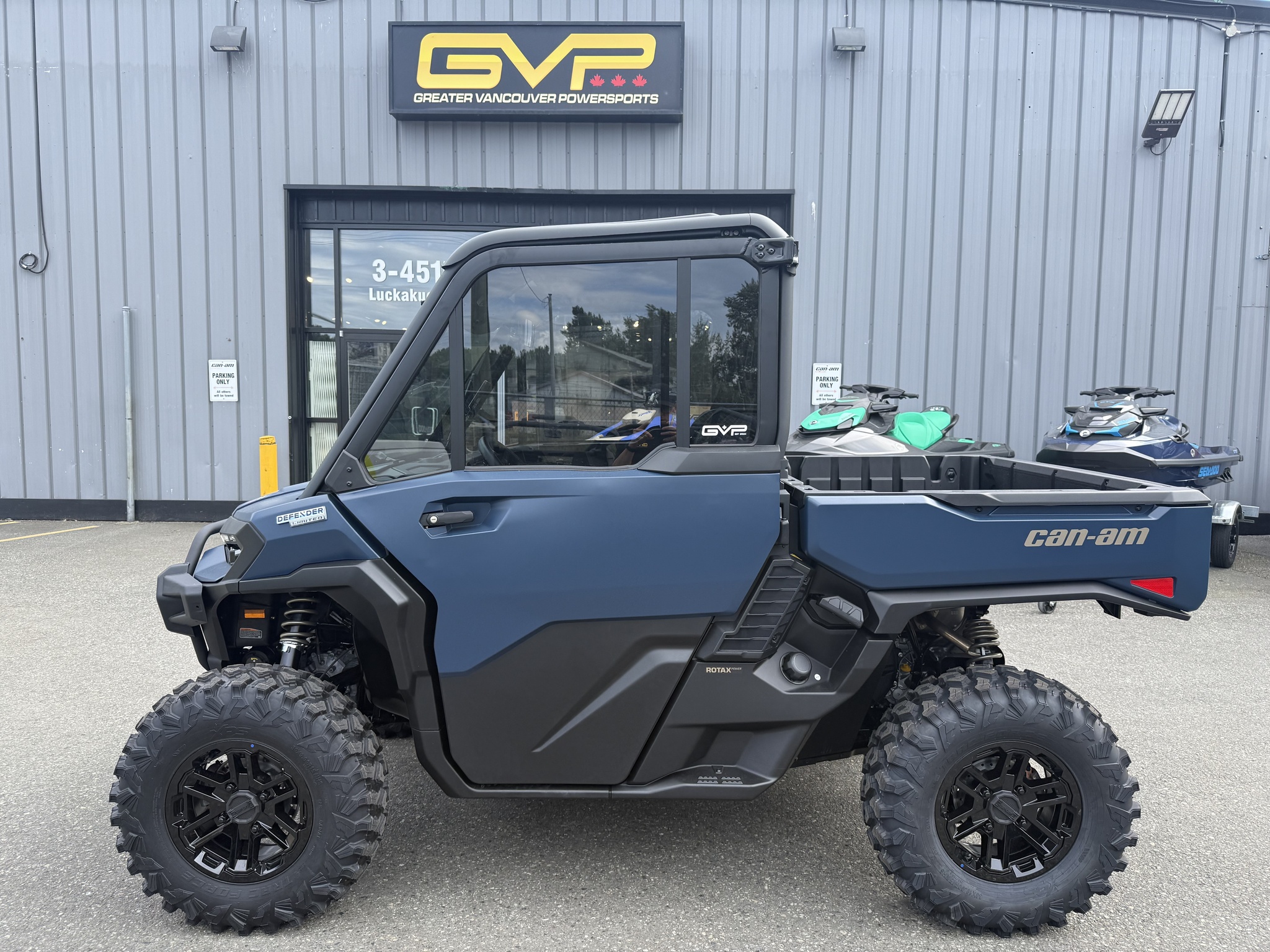 2026 Can-Am DEFENDER LIMITED CAB HD11 thumbnail 4