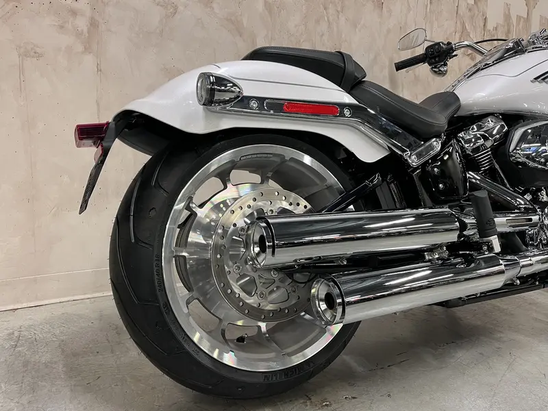 2026 Harley-Davidson FLFB FAT BOY thumbnail 3
