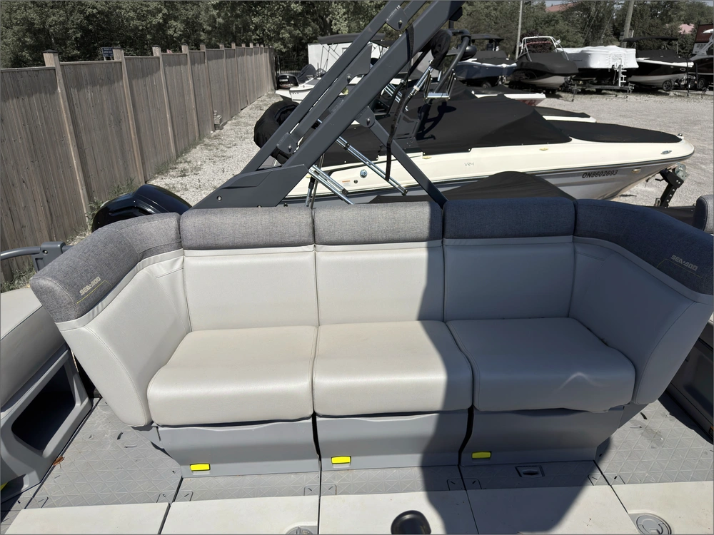 2024 Sea-doo Switch alt