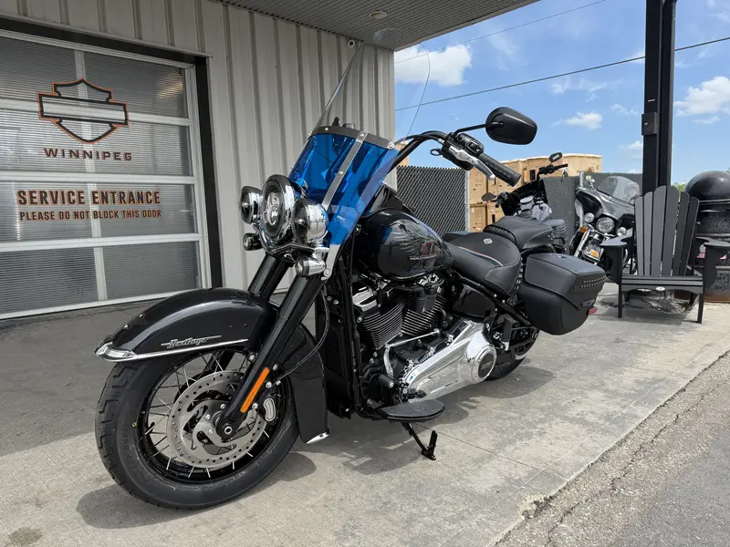 2026 Harley-Davidson HERITAGE CLASSIC thumbnail 5