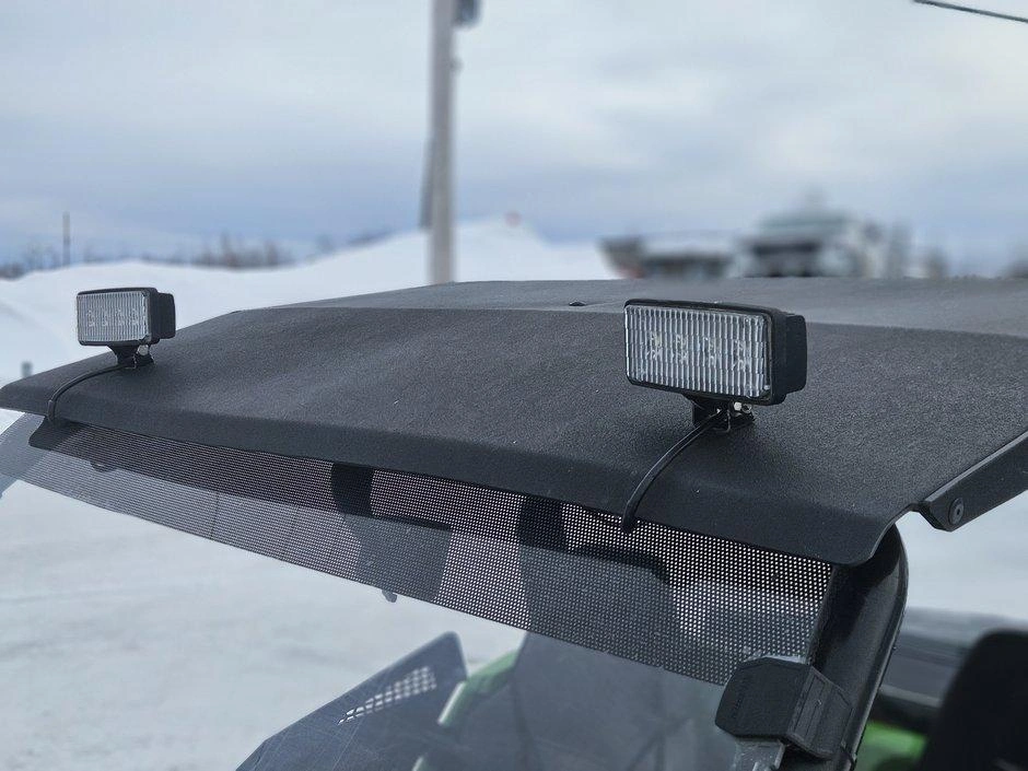 Arctic Cat Wildcat 700 2015 alt