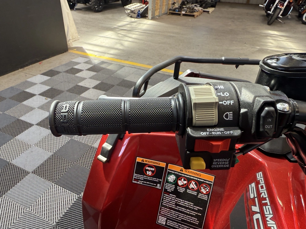 2026 Polaris Sportsman 570 Trail Sunset Red Trail alt