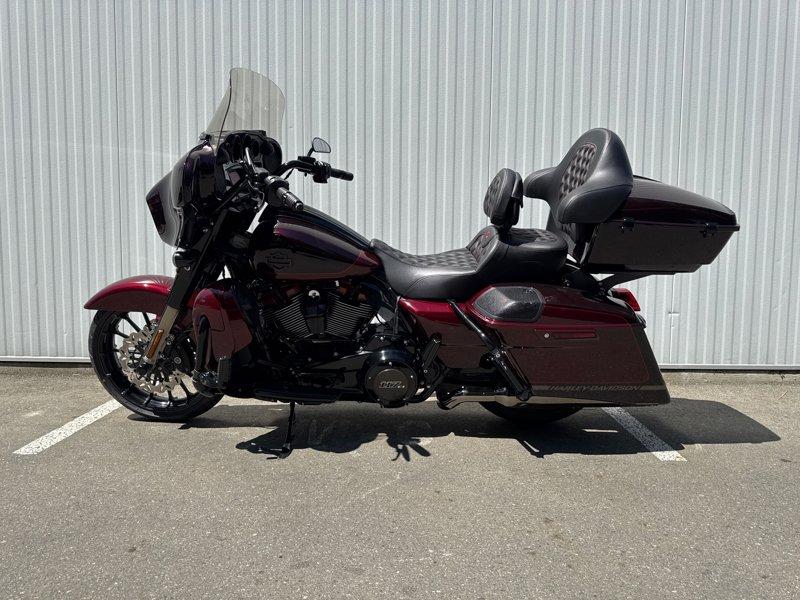 2019 Harley-Davidson FLHXSE - CVO™ Street Glide®