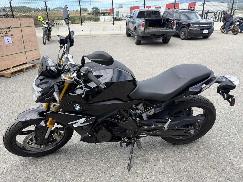 2022 Bmw G310r alt