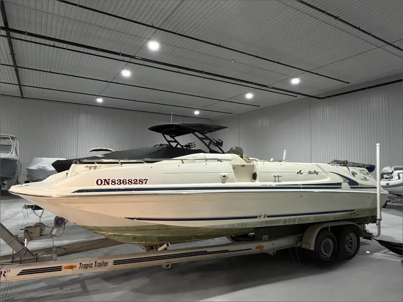 1999 Sea Ray 240 SunDeck